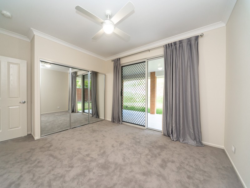 14 Shepparton Road, Helensvale QLD 4212