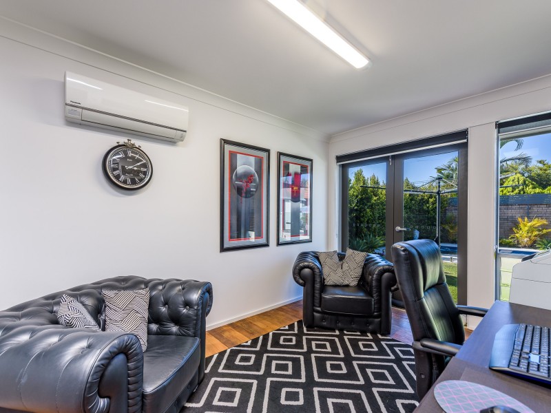 1 Primrose Court, Hollywell QLD 4216