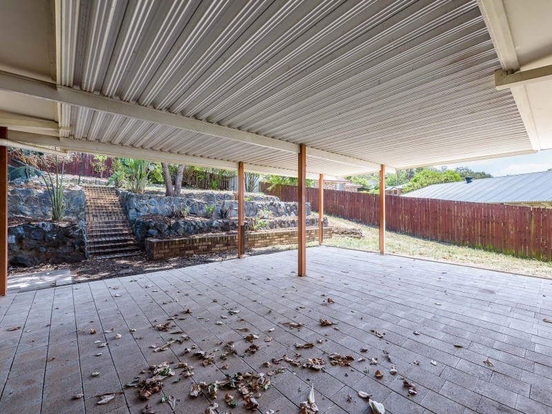 73 Lindfield Road, Helensvale QLD 4212