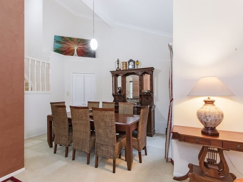 19 Taroona Circuit, Oxenford QLD 4210