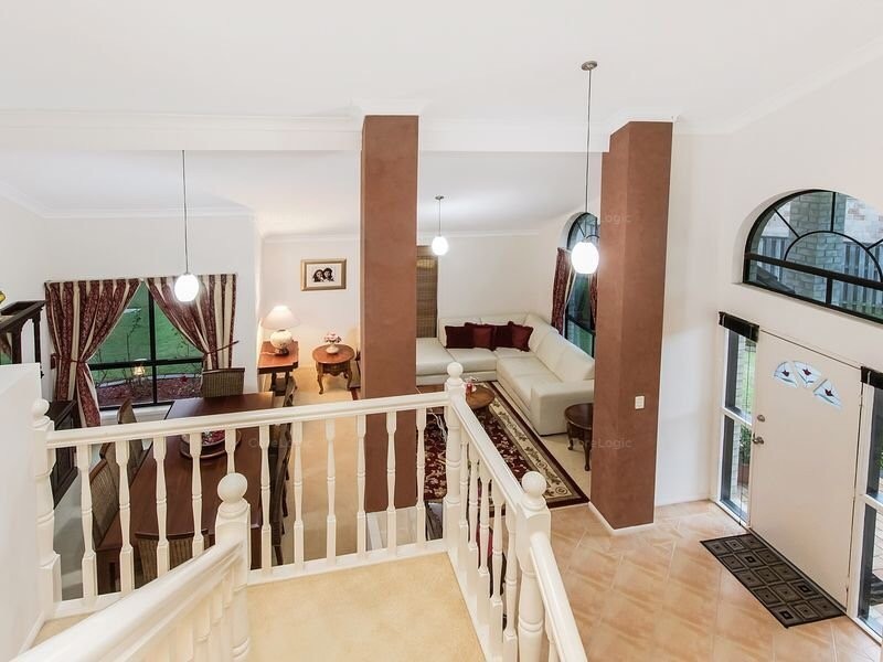 19 Taroona Circuit, Oxenford QLD 4210