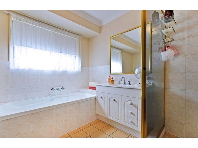 27 Amberwood Drive, Upper Coomera QLD 4209