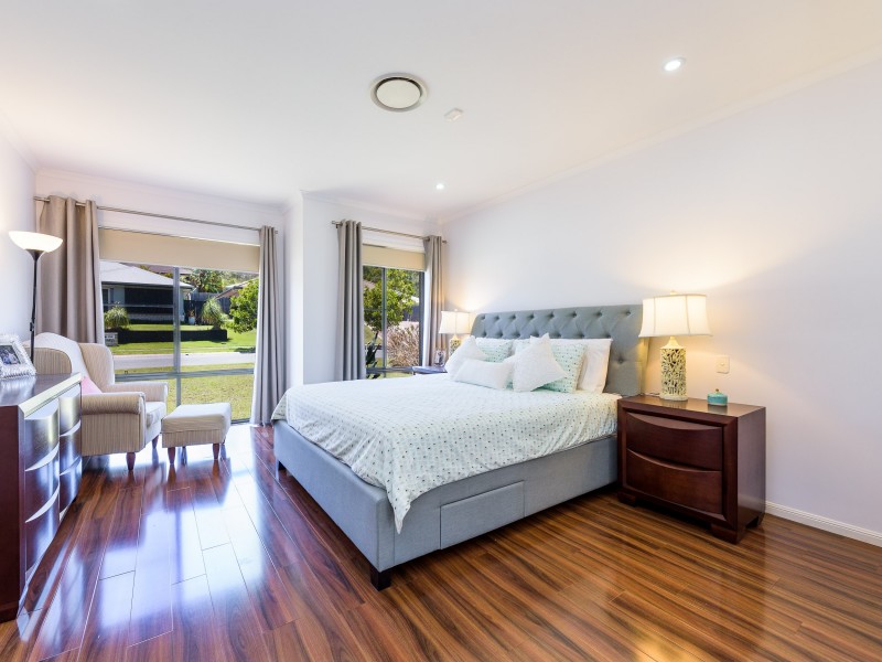 51 Hawkesbury Avenue, Pacific Pines QLD 4211