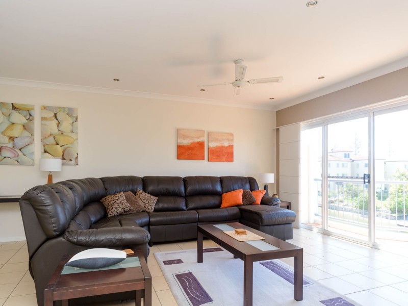 14/9 Madang Crescent, Runaway Bay QLD 4216