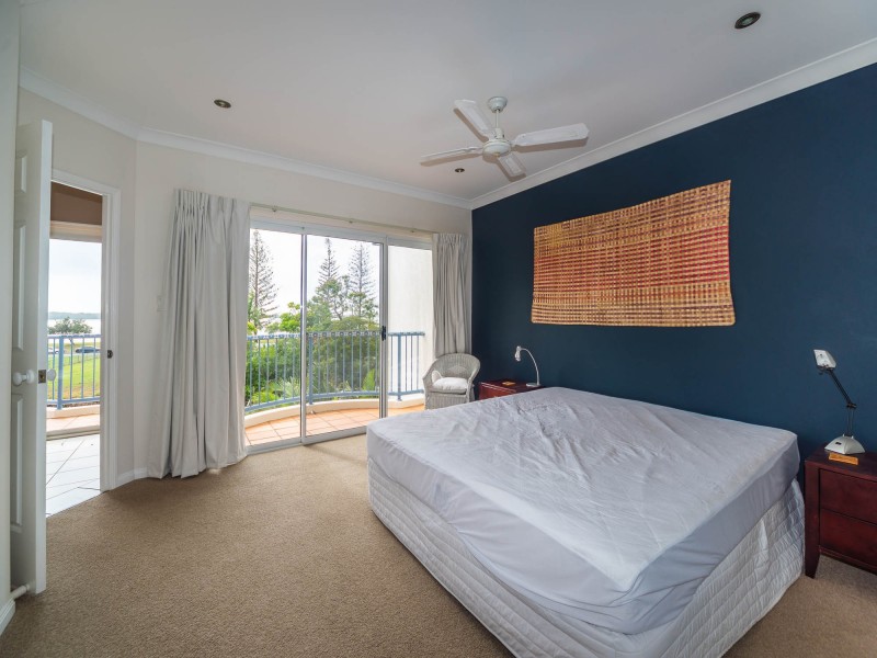 14/9 Madang Crescent, Runaway Bay QLD 4216