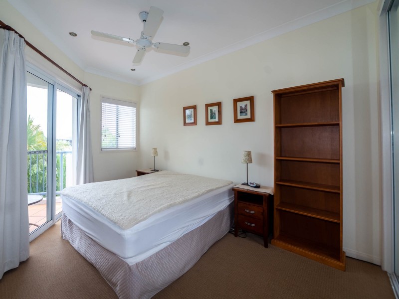 14/9 Madang Crescent, Runaway Bay QLD 4216