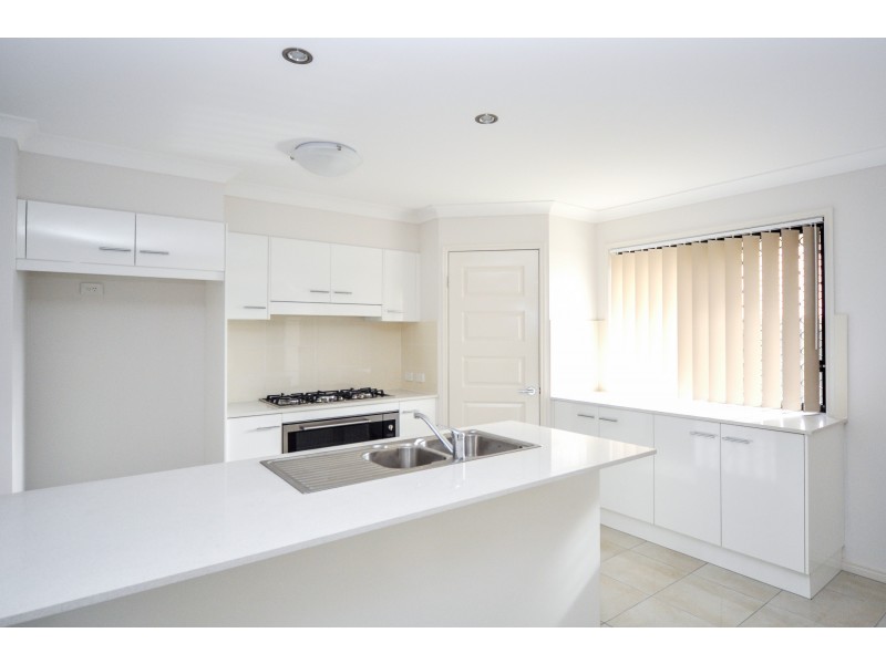 10 Nimbus Court, Coomera QLD 4209