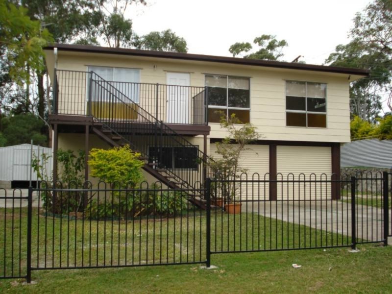 29 Hocking Street, Arundel QLD 4214