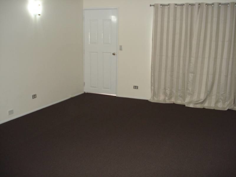 29 Hocking Street, Arundel QLD 4214