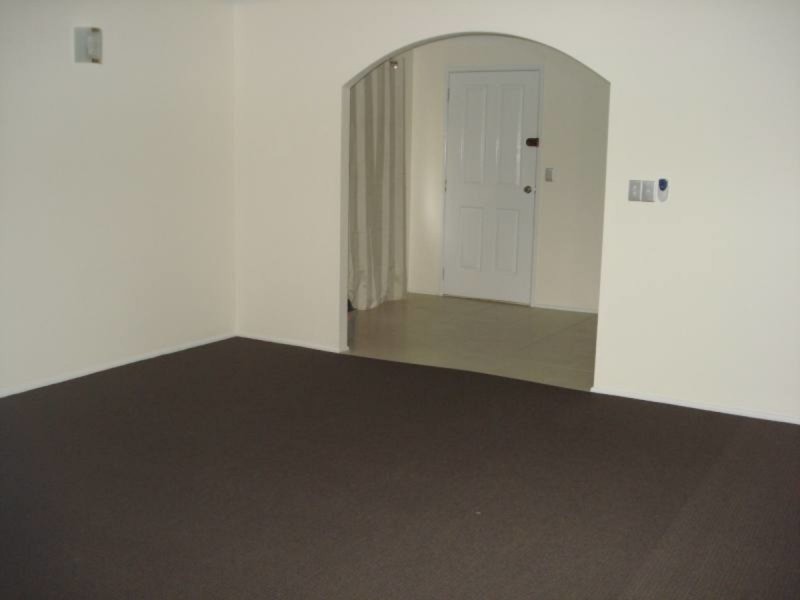 29 Hocking Street, Arundel QLD 4214