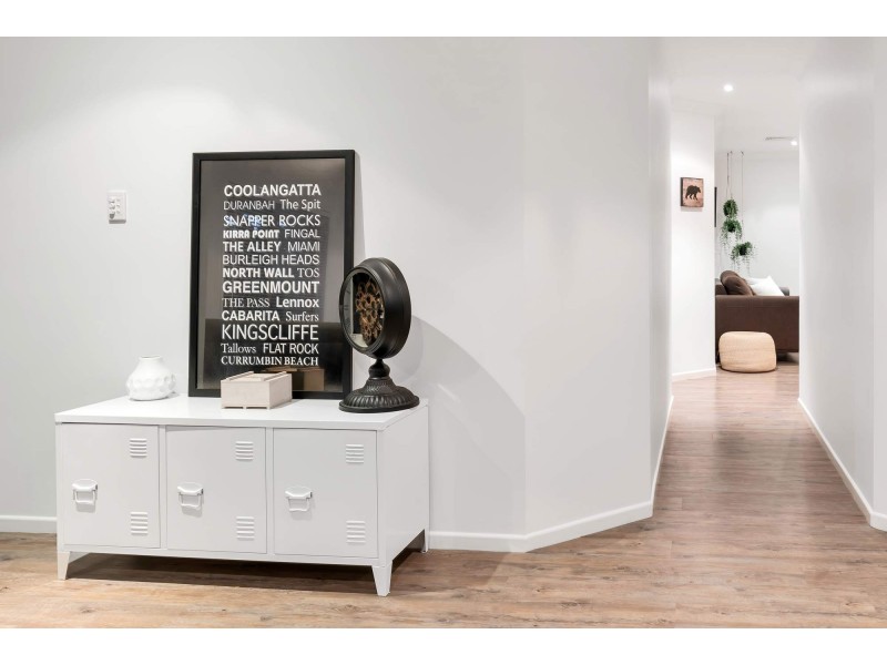 4 Lakewood Court, Helensvale QLD 4212