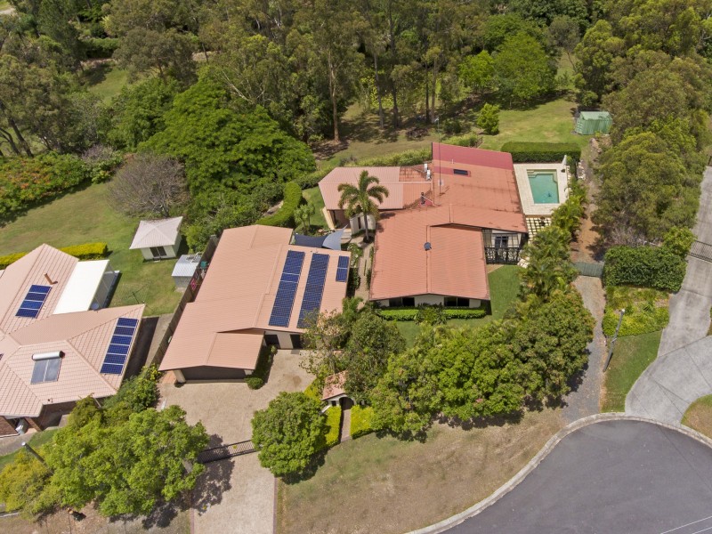 8 Paperbark Court, Parkwood QLD 4214