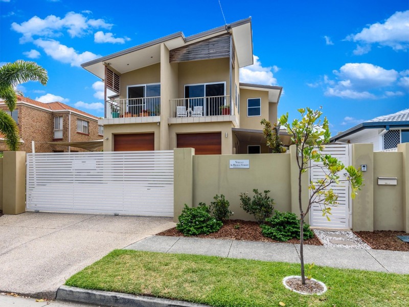 2/40 Middle Street, Labrador QLD 4215