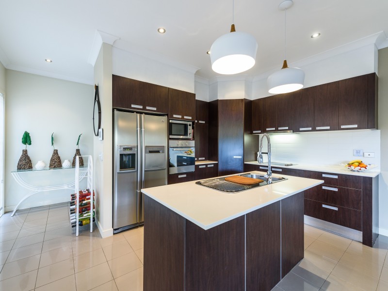 2/40 Middle Street, Labrador QLD 4215