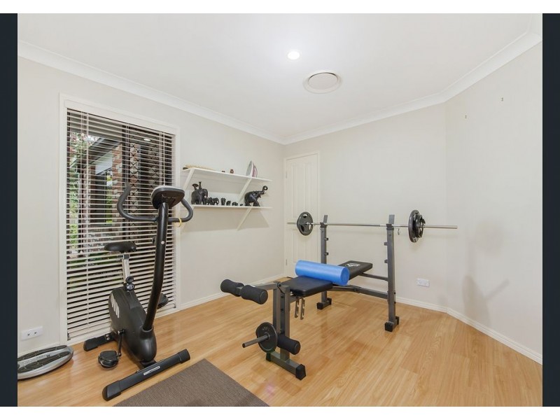 36 Brittany Drive, Oxenford QLD 4210