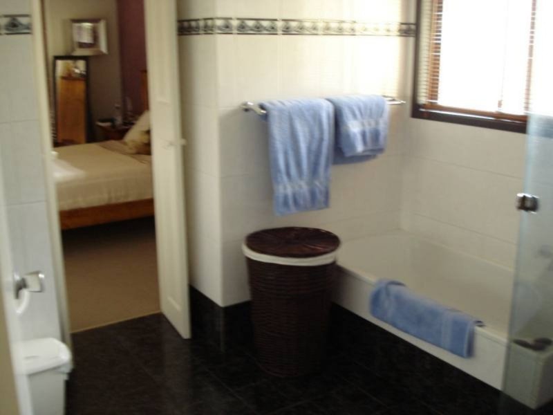 1/26 Nina Parade, Arundel QLD 4214