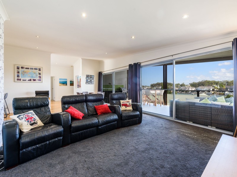 35 Lachlan Drive, Coomera QLD 4209