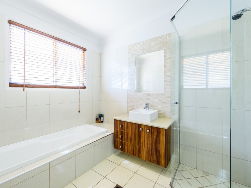 35 Lachlan Drive, Coomera QLD 4209