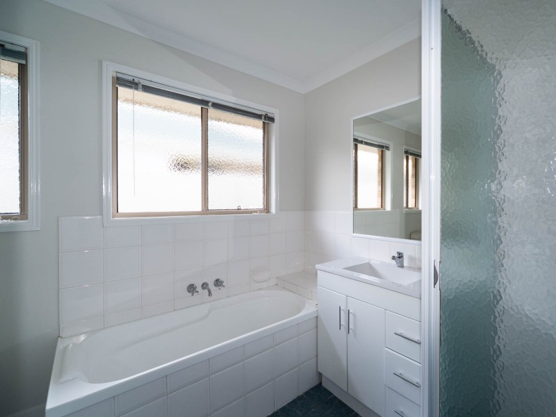 6 Ireland Way, Upper Coomera QLD 4209