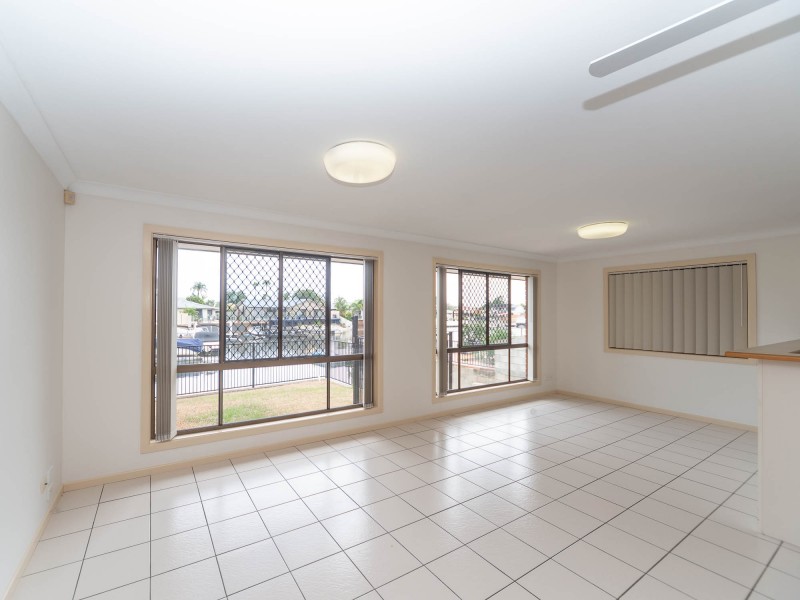 247 Morala Avenue, Runaway Bay QLD 4216