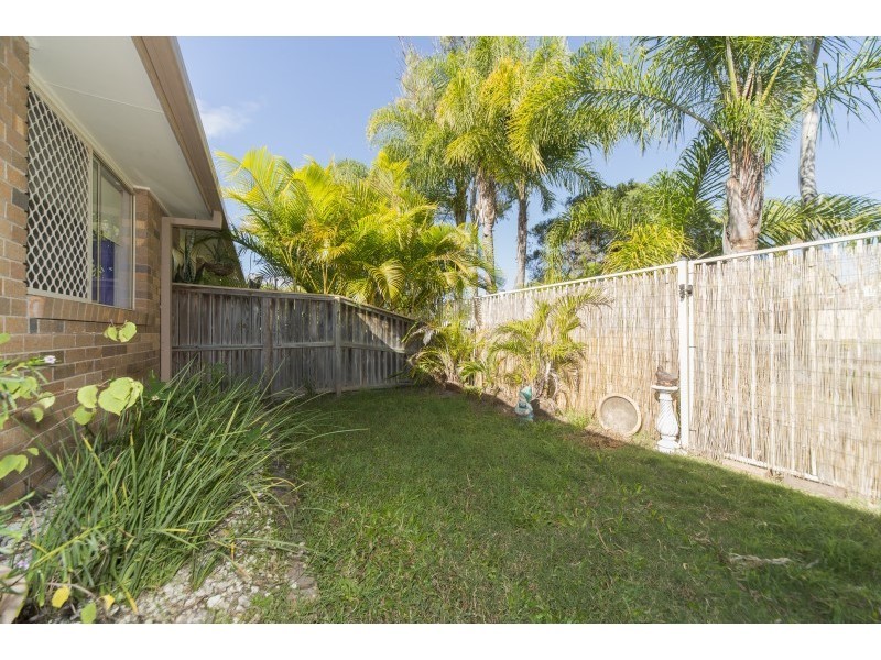 6/81 Olsen Avenue, Labrador QLD 4215