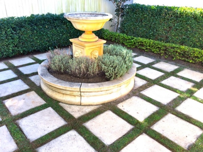 244 Bayview Street, Hollywell QLD 4216