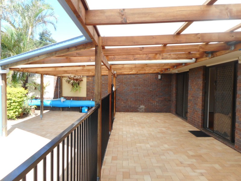 2/8 Jean Street, Labrador QLD 4215