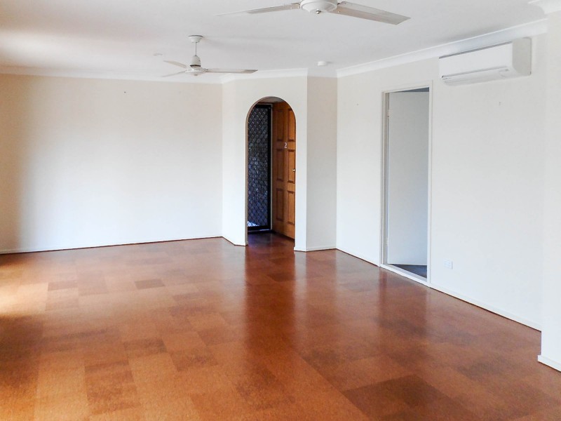2/8 Jean Street, Labrador QLD 4215