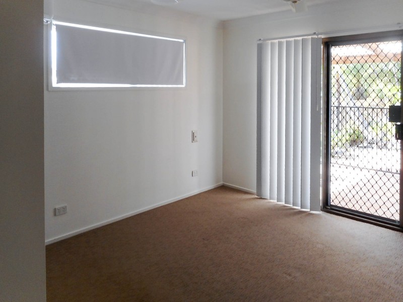 2/8 Jean Street, Labrador QLD 4215