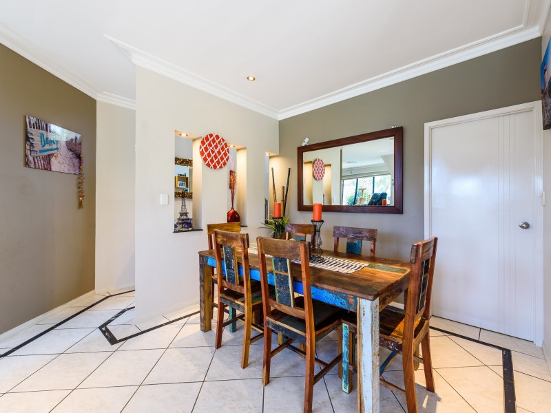 1/48 Vaggelas Crescent, Biggera Waters QLD 4216