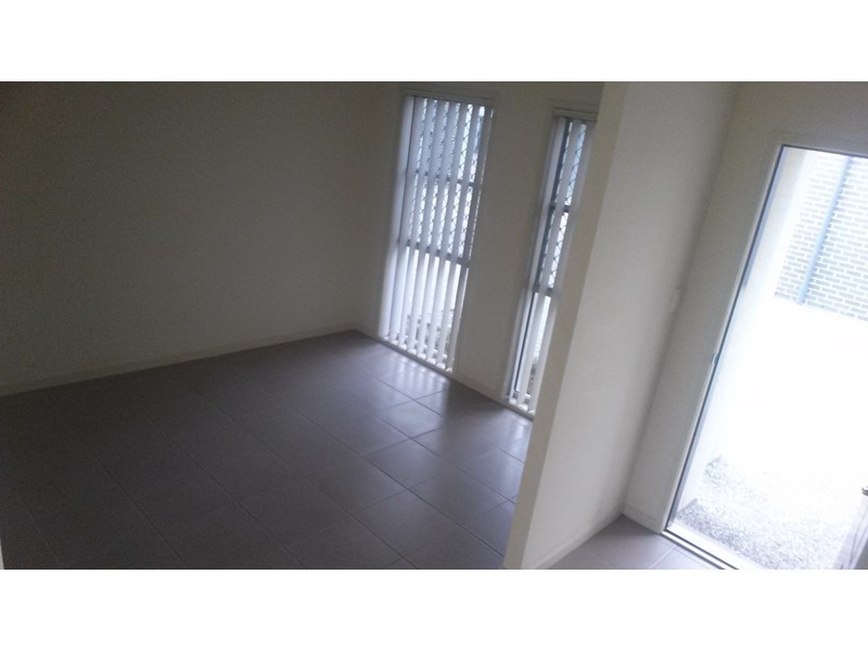 6/136 Central Street, Labrador QLD 4215