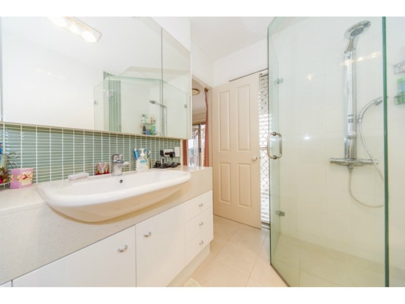 10 Crestridge Crescent, Oxenford QLD 4210