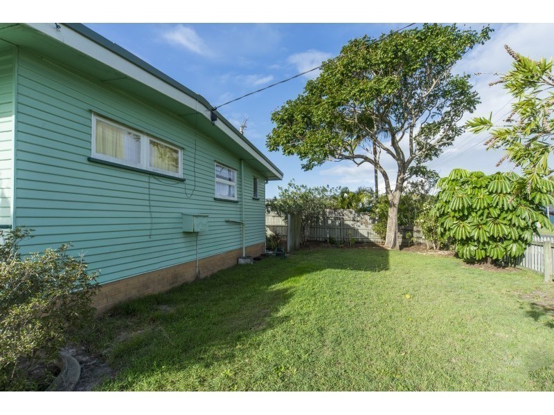 15 Nemara Street, Biggera Waters QLD 4216
