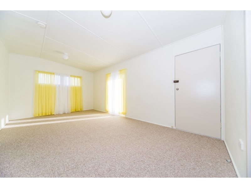 15 Nemara Street, Biggera Waters QLD 4216