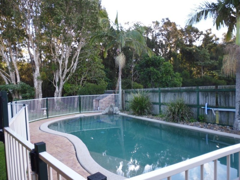 186 Mildura Drive, Helensvale QLD 4212
