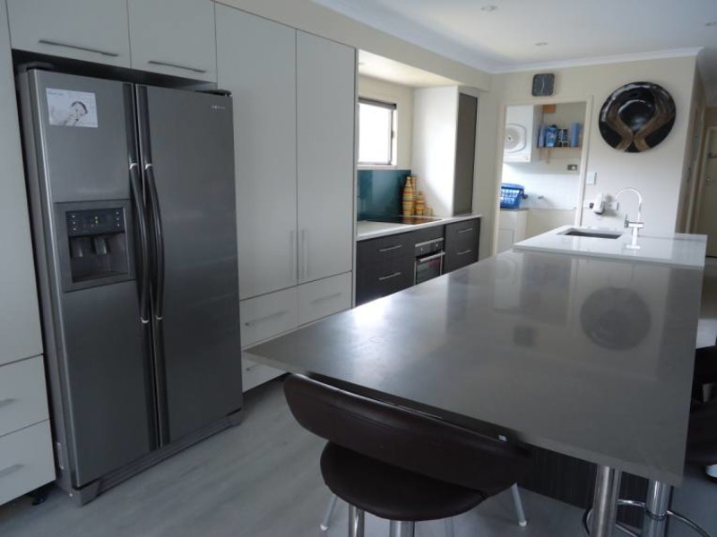 31 Turana Street, Coombabah QLD 4216