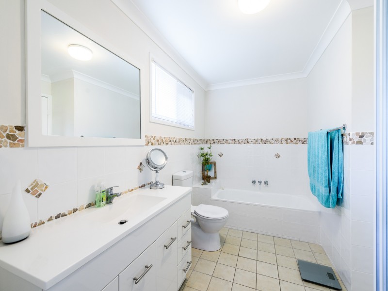 2/31 Bruce Avenue, Paradise Point QLD 4216