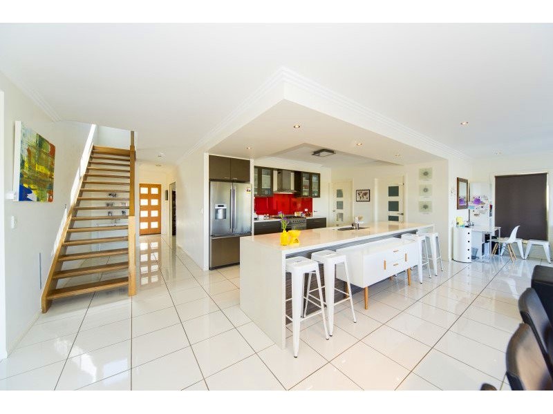 47 Southaven Drive, Helensvale QLD 4212