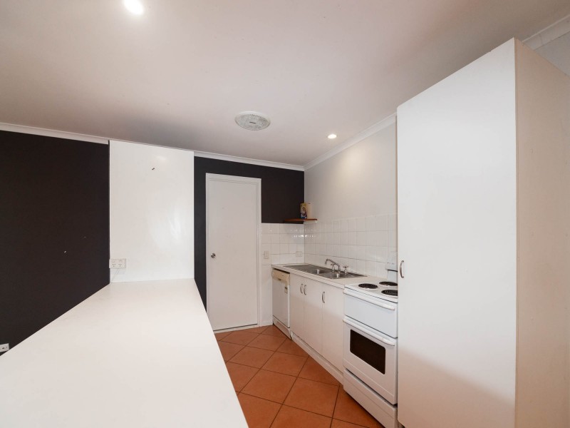 1/212 Olsen Avenue, Arundel QLD 4214