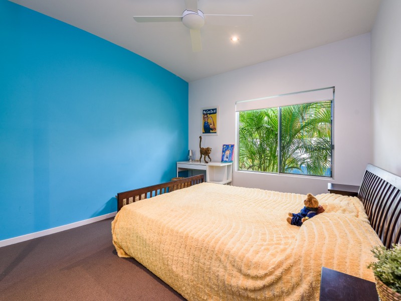 1 Trieste Court, Coombabah QLD 4216