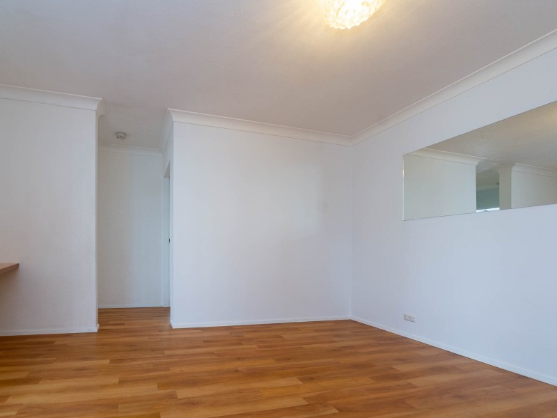 14/115 Frank Street, Labrador QLD 4215