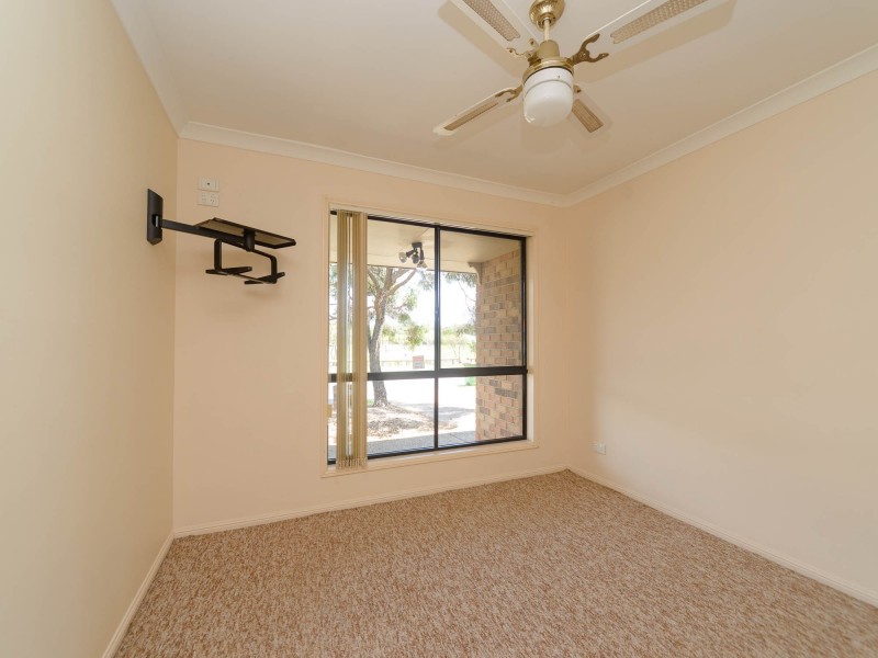 1 Pro Hart Place, Coombabah QLD 4216