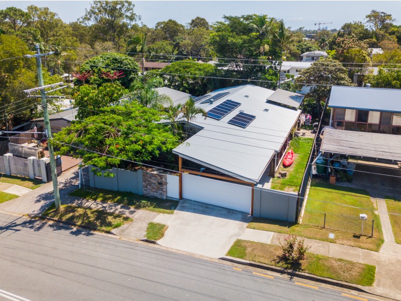 67 Kindra Avenue, Southport QLD 4215