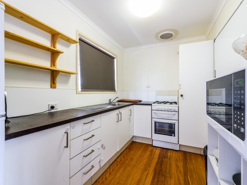 32 Turana Street, Coombabah QLD 4216