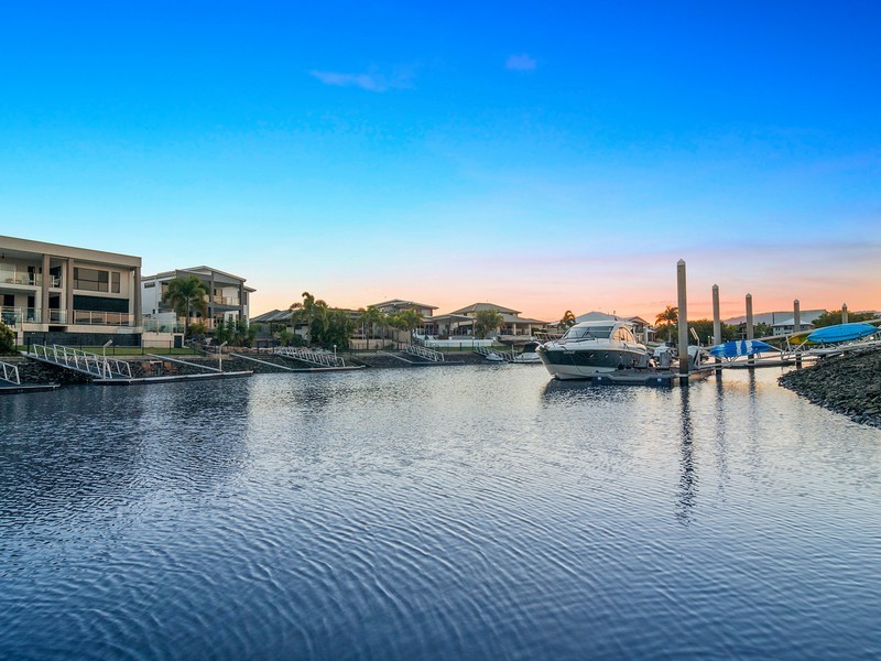 63 Southaven Drive, Helensvale QLD 4212