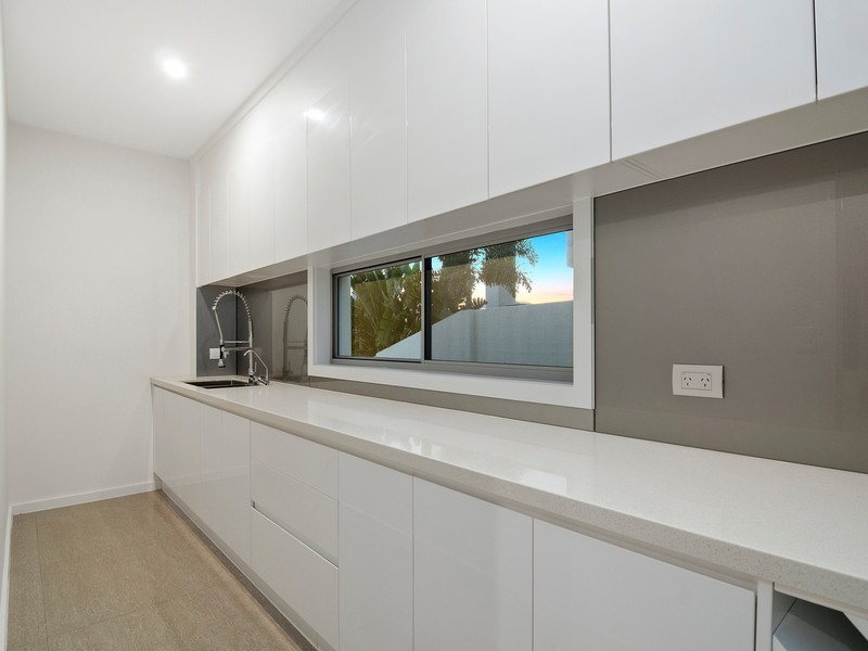 63 Southaven Drive, Helensvale QLD 4212