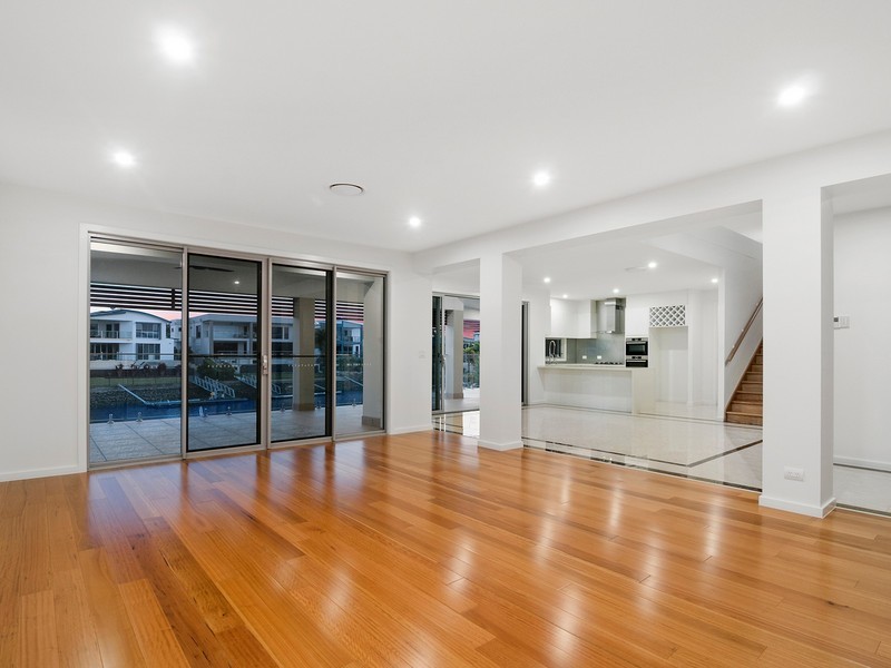 63 Southaven Drive, Helensvale QLD 4212