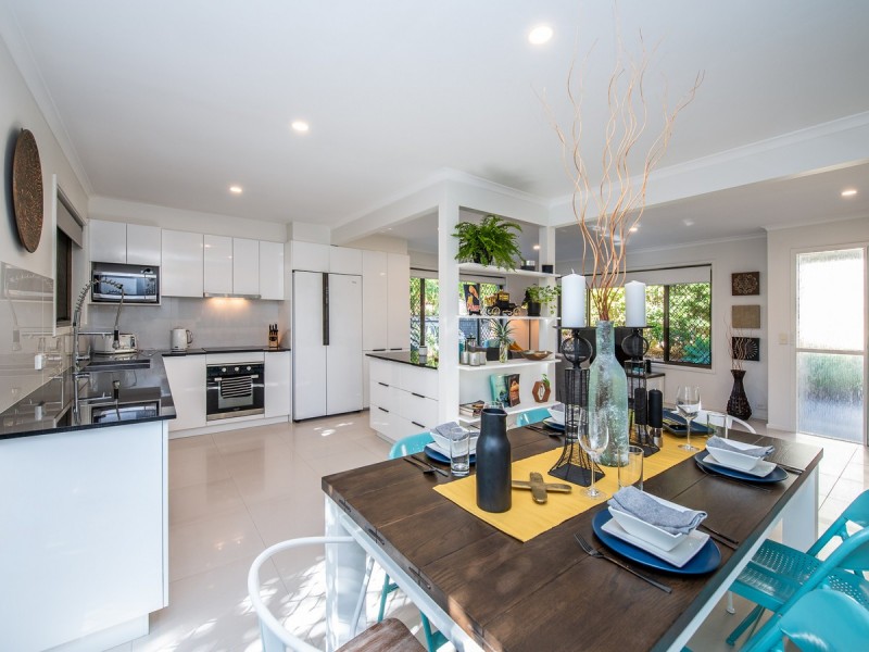 10 Lergessner Street, Biggera Waters QLD 4216