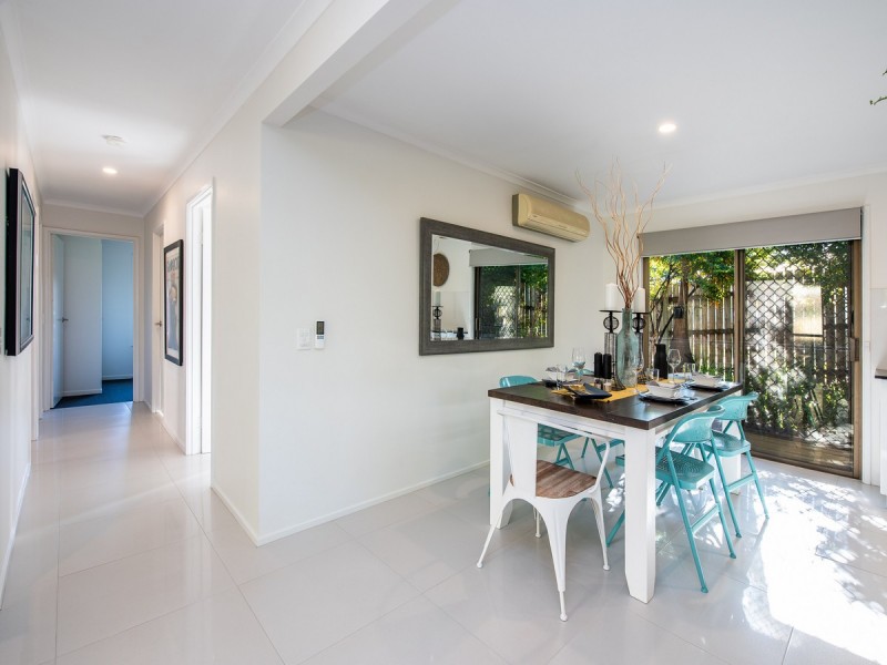 10 Lergessner Street, Biggera Waters QLD 4216