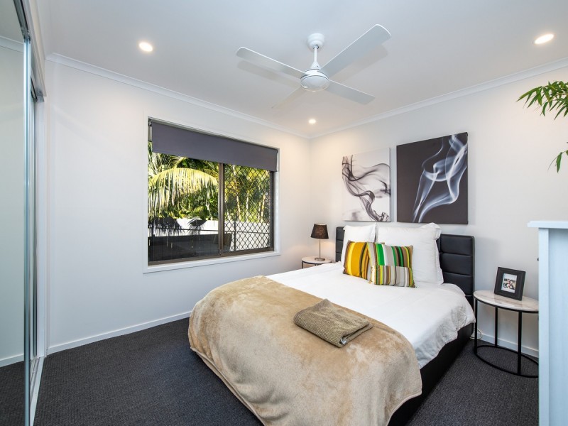 10 Lergessner Street, Biggera Waters QLD 4216